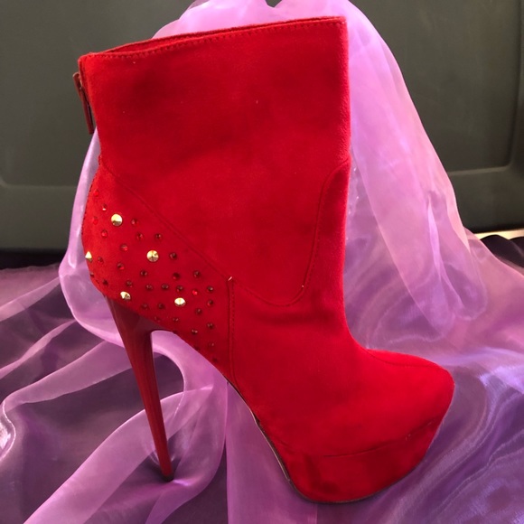 Bootie - Picture 1 of 2